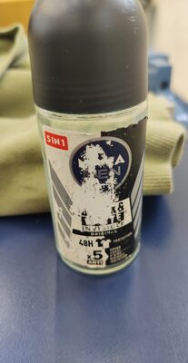 NIVEA Men Black & White Invisible Original Antitranspirant Roller