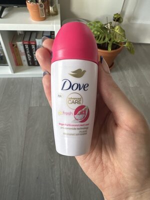 Dove Advanced Care Go Fresh Dragon Fruit & Coconut Cream Antitranspirant Deodorant Roller