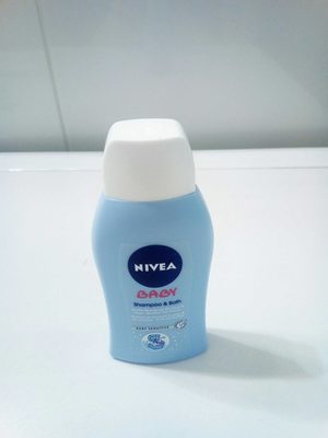 Baby shampoo & bath