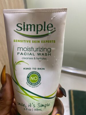 moisturizing facial wash