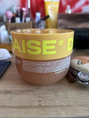 Daise Exfoliating Body Scrub Vanilla Glow 510g