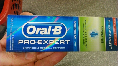 orale B. pro expert 