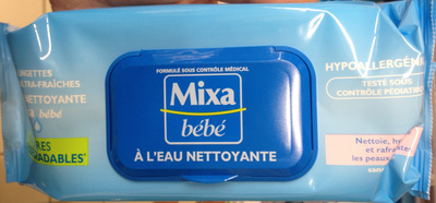 Lingettes ultra-fraîches à l'eau nettoyante