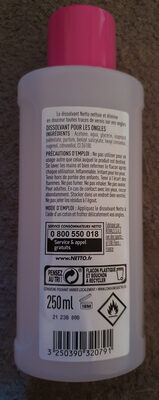 Dissolvant pour les ongles