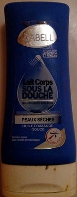 Lait corps sous la douche