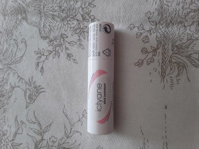 Ictyane stick hydratant