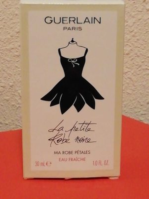 La Petite Robe Noire