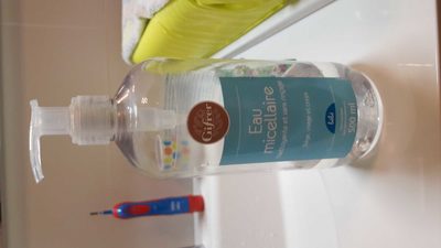 Eau micellaire