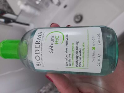 Sébum H2O eau micellaire nettoyante purifiante