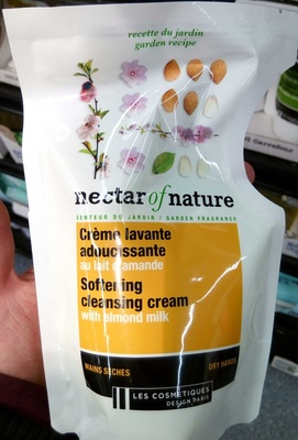 Crème lavante adoucissante au lait d'amande