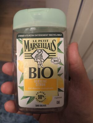 Le Petit Marseillais - Organic Verbena & Lemon, 250ml (8.8oz)