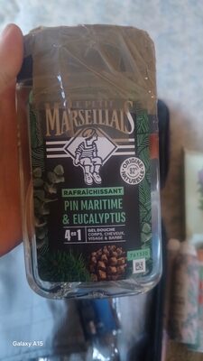 Pino marítimo y eucalipto
