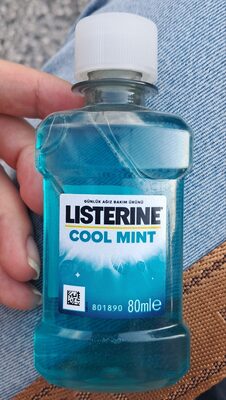 Listerine mouthwash (travel size)