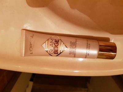 Glam beige