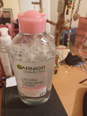 micellar cleansing water