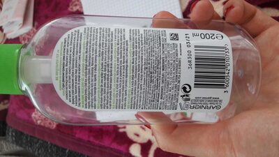 Micellar cleasing gel wash