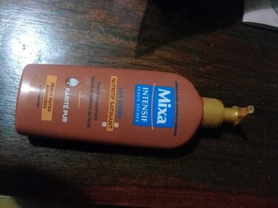 Lait corps nutritif satinant