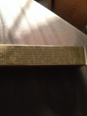 Mascara volume effet faux cils 