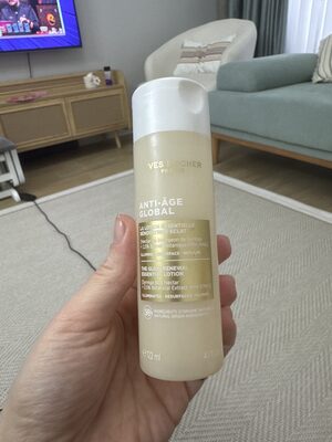 Yves Rocher Anti-Age Global The Glow Renewal Essence-in-Lotion