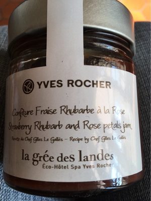 Confiture fraise rhubarbe à la rose