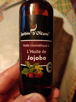 huile cosmétique à l'huile de Jojoba
