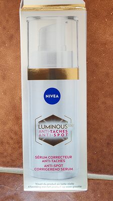 NIVEA Cellular Luminous630 Anti-Spot Corrigerend Serum