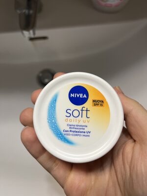 nivea soft daily uv