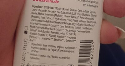 Shampooing éclat & Souplesse Bio Fleurs De Mauve & Extrait De Perle - 250ML - Lavera Hair