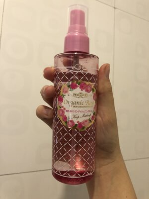 Organic rose skin conditioning mist