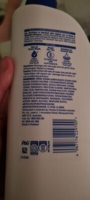 Head & Shoulders Apple Fresh 2 In 1 Anti-dandruff Shampoo & Conditioner 750mL