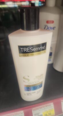 Conditioner smooth and shine