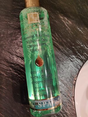 Cleansing face tonic