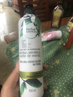 Crema para peinar hierbas verdes y aceite de menta