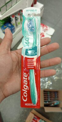 Cepillo colgate 360°