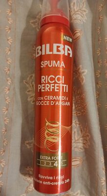 Spuma per capelli ricci