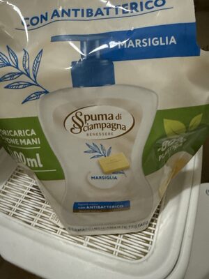 Spuma di sciampagna