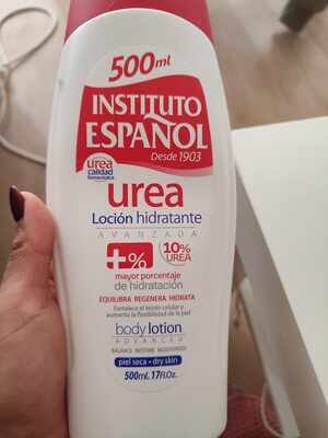 Leche hidratante corporal con urea