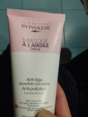 Masque à l'argile