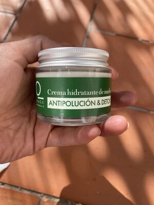 Crema antipolución