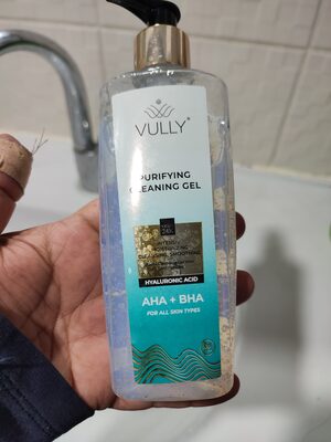 Vully 24K Altın Parçacıklı Arındırıcı Nemlendirici Gözenek Sıkılaştırıcı Yüz Temizleme Jeli 200 ml