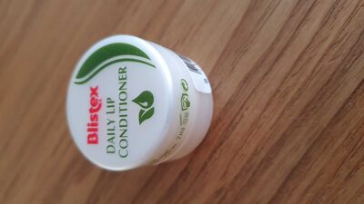Daily lip conditioner