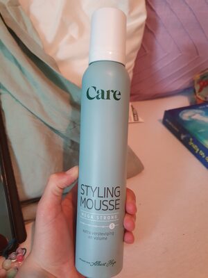 Care Styling mousse mega strong