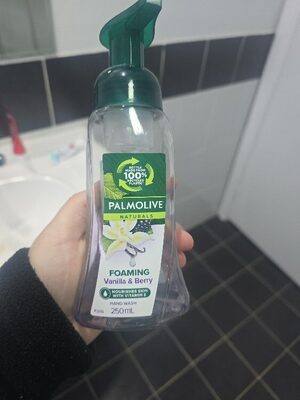 Palmolive Naturals Foaming Hand Wash Vanilla & Berry 250mL