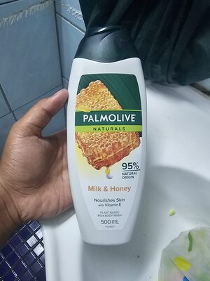 Palmolive Naturals Body Wash Milk & Honey 500mL