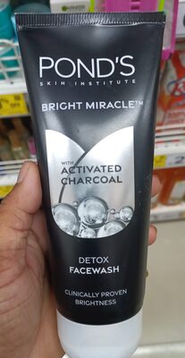 Pond's Bright Miracle Activated Charcoal Detox Face Wash