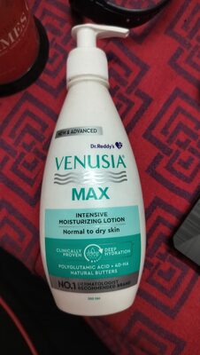 Venusia Max